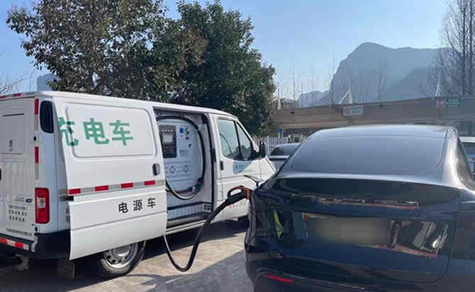 永修汽车搭电